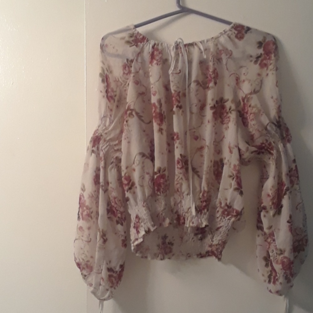 Peasant top